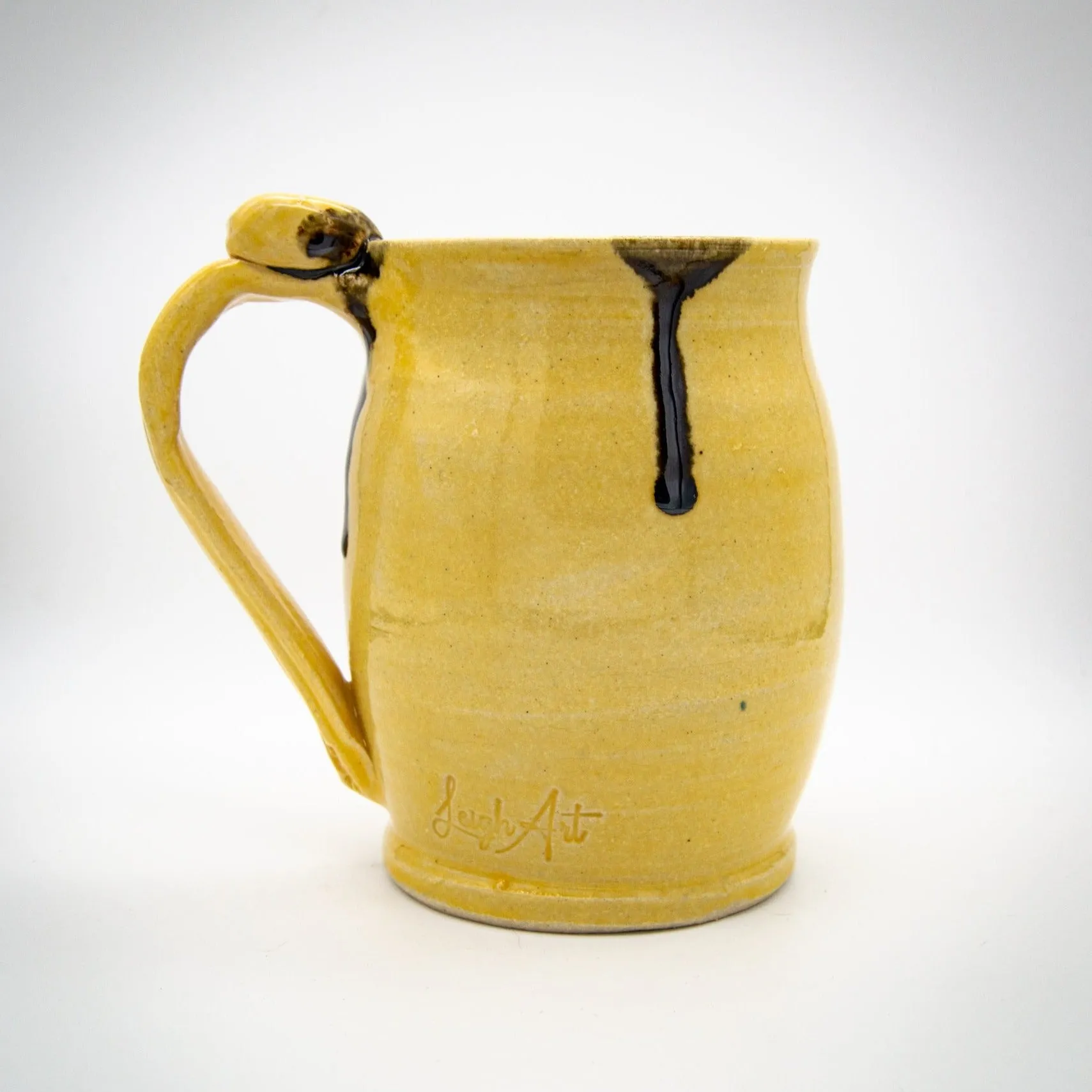 5th Buffalo Mugs