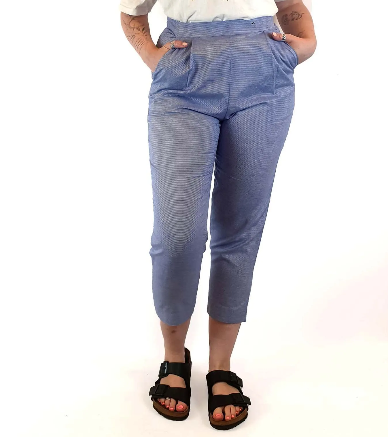 Alpha 60 blue and white thin striped pants size M