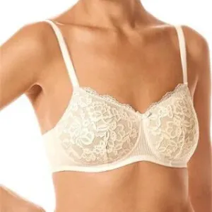Amoena Kyra Padded Pocketed Mastectomy Non-Wired Bra - Off White/Sand 44911