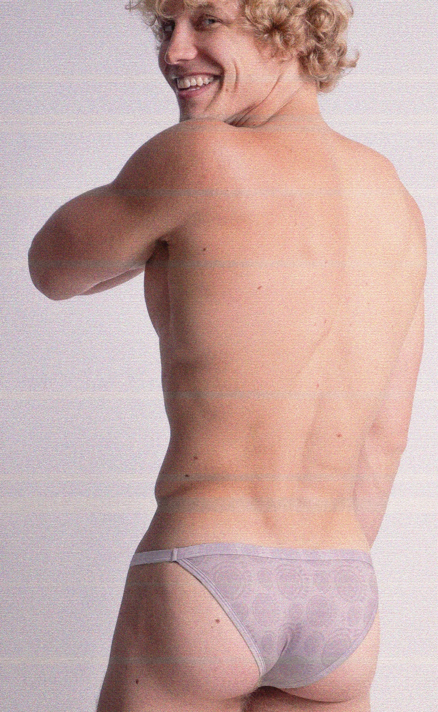 A.O.Y. Muscle Brief Rose Beige