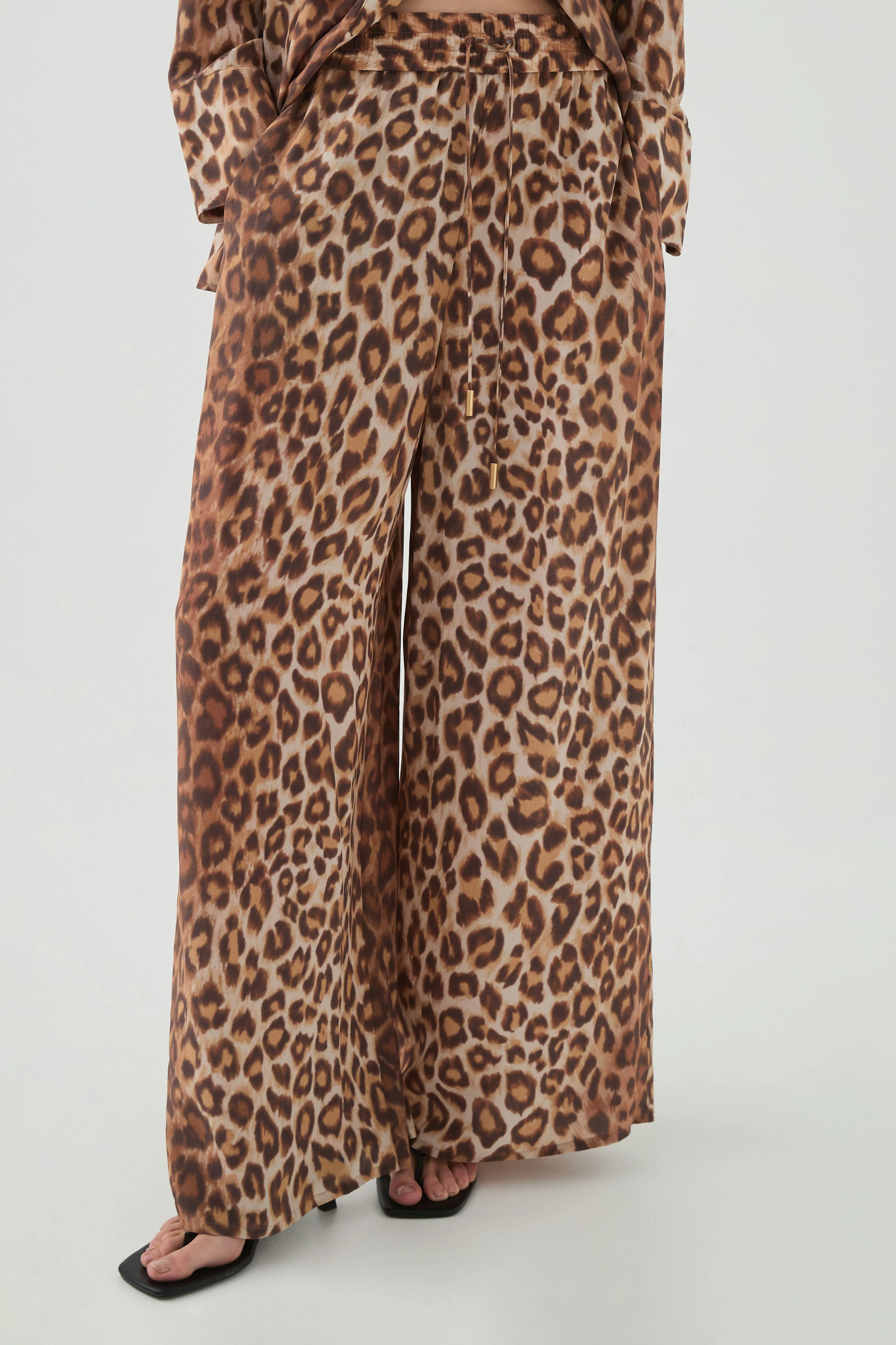 Atomic Silk Relaxed Pant