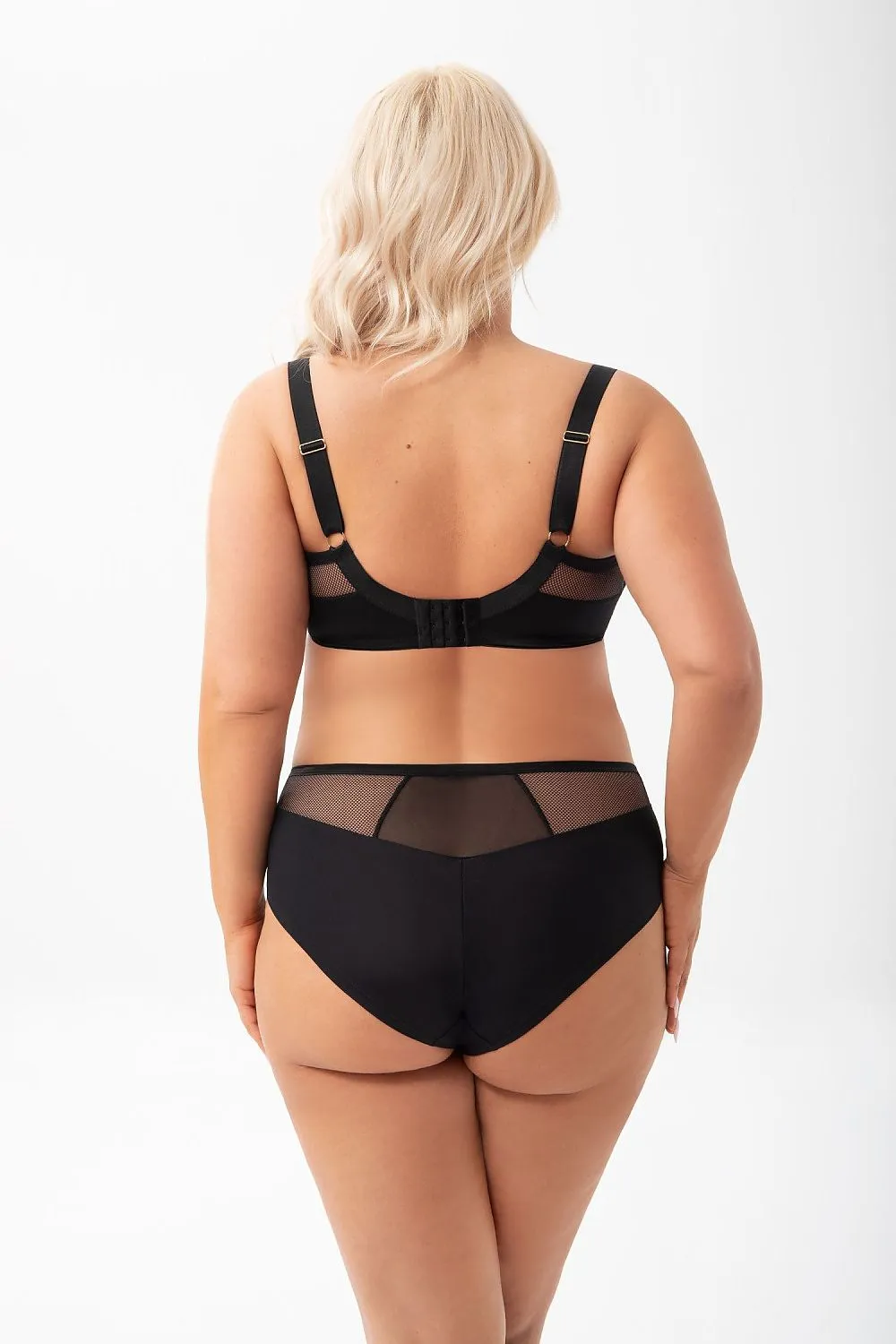 Beige and Black Soft Bra – Two-Tone Lace Lingerie with Elegant Contrast and Full Cups