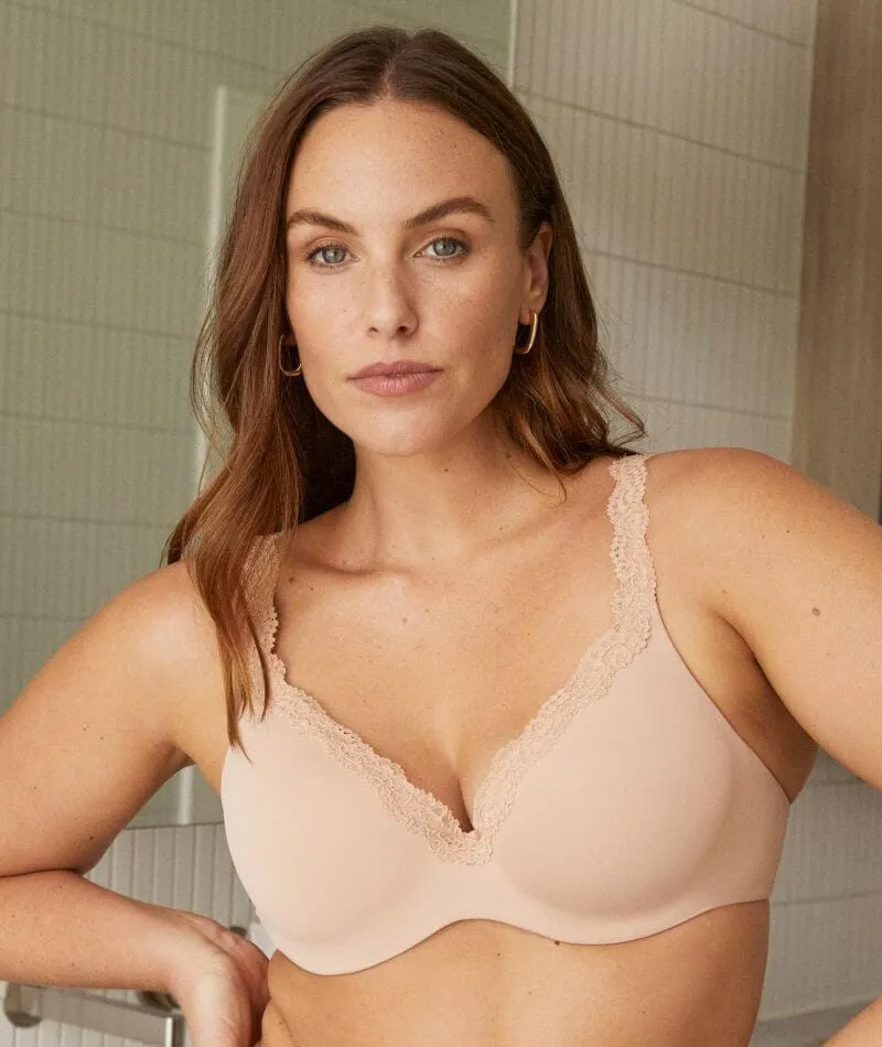 Berlei New Barely There Luxe Contour Bra - Nude