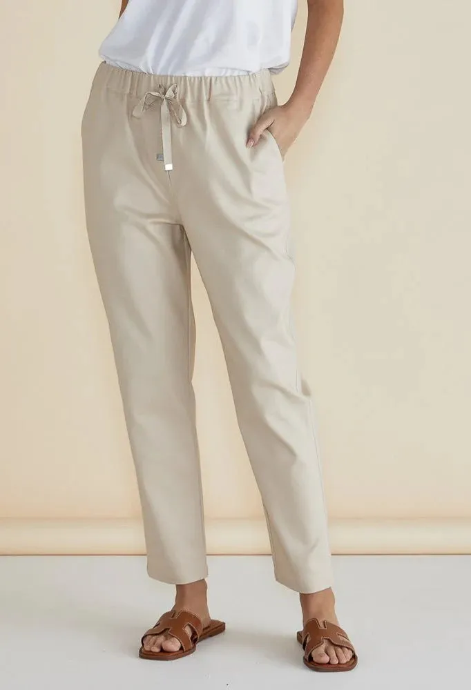Betty Basics - Kenzie Jogger - Cream