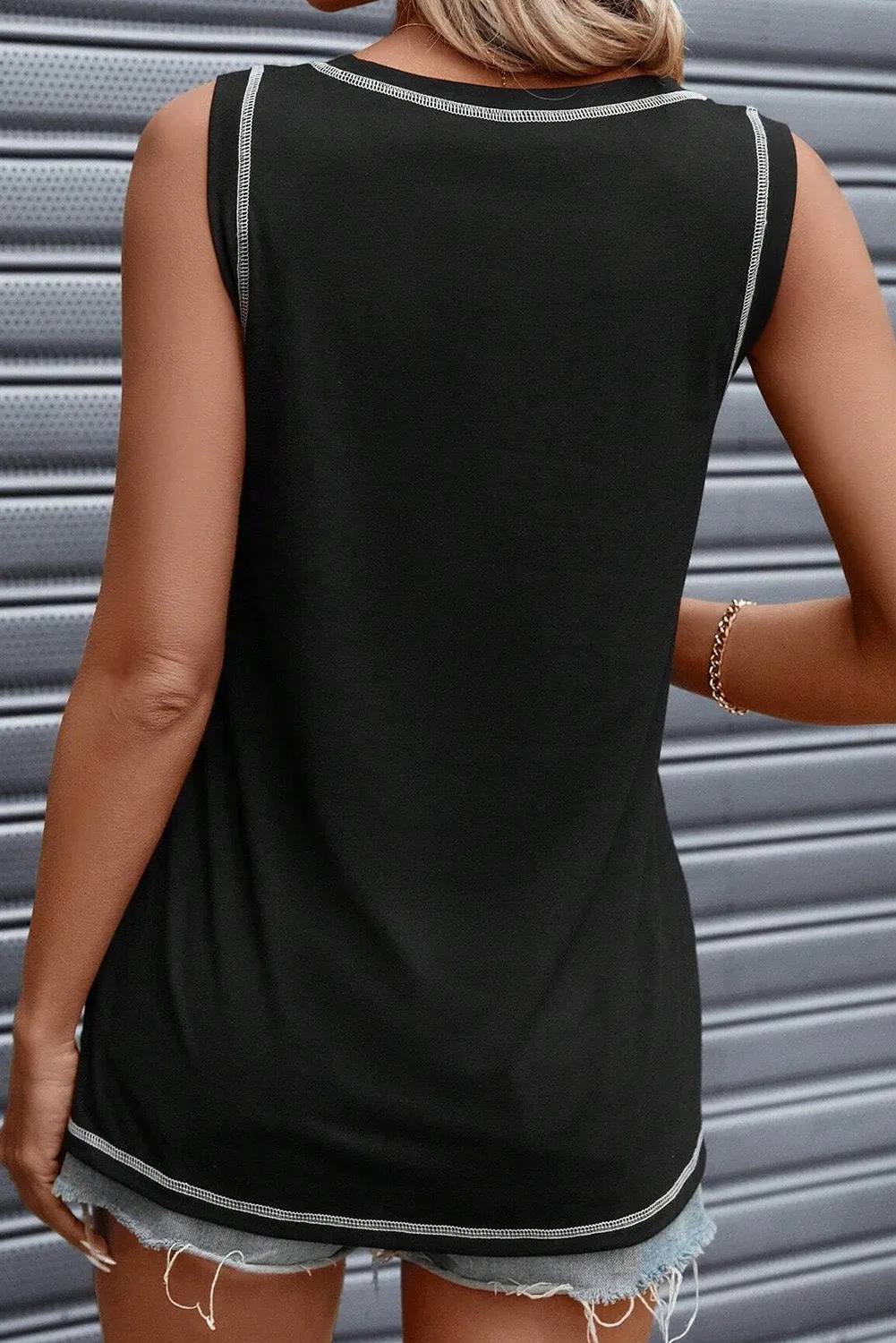 Black Contrast Stitch Round Neck Sleeveless Top