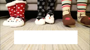 Brand new Holiday Slipper Socks – Character Designed Pair! Auction is for 1 Pair Snowman