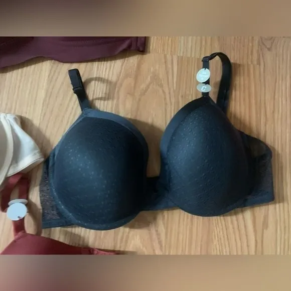 Bundle 4x Push Up Bras Size 36C