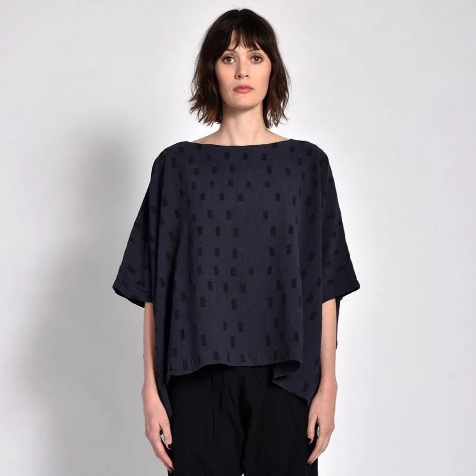 Cube Top in Charcoal Disko