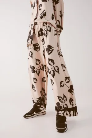 Elasticated super wide leg pants in creme