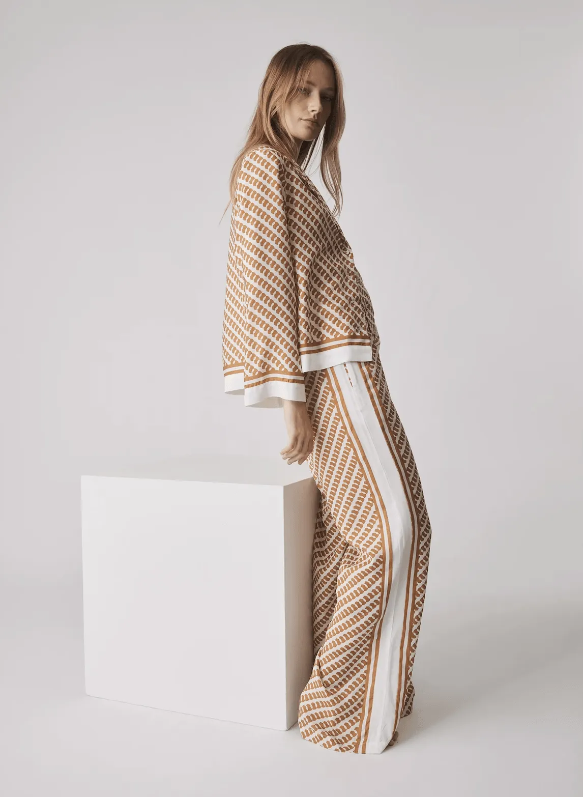 ESMAEE Retrospective Print Pants
