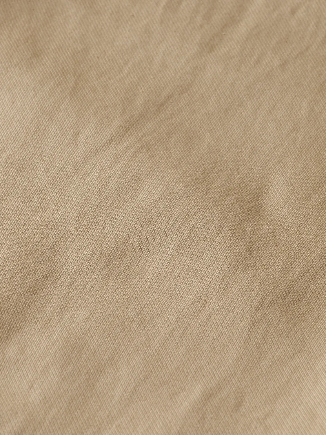 ESSENTIALS - Stuart Regular Slim Fit Chino - Sand