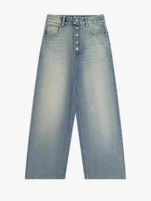 High-waisted vintage jeans