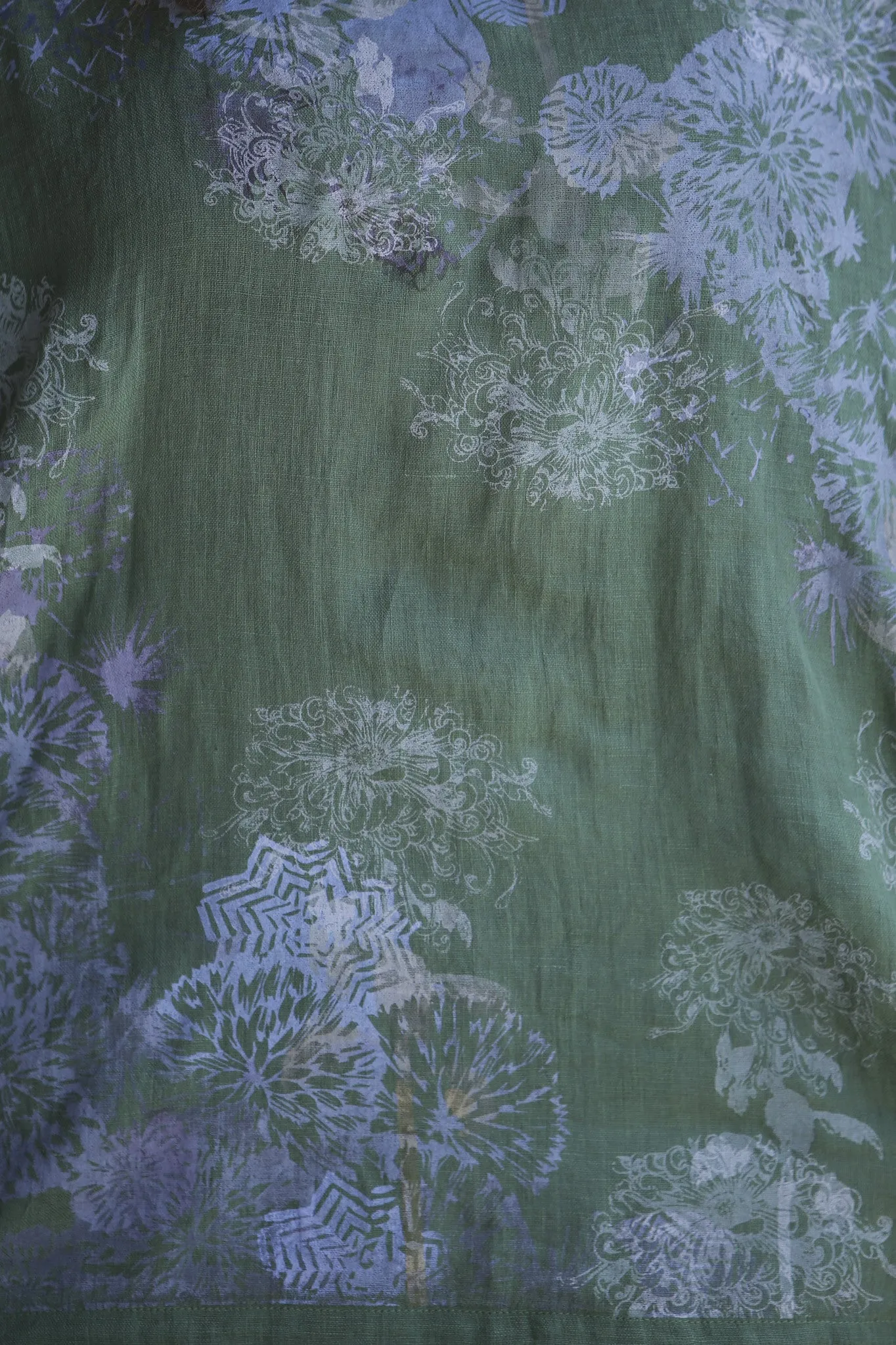 L594-Oversized Square Linen Top Seaweed-P