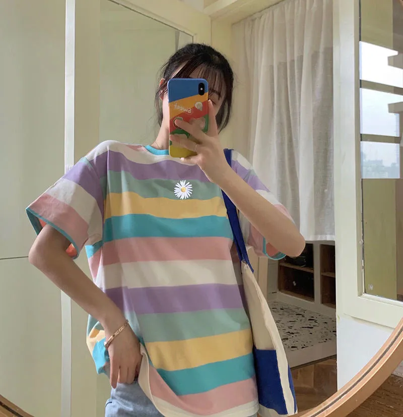Loose Daisy Embroidered Short Sleeve Striped Shirt