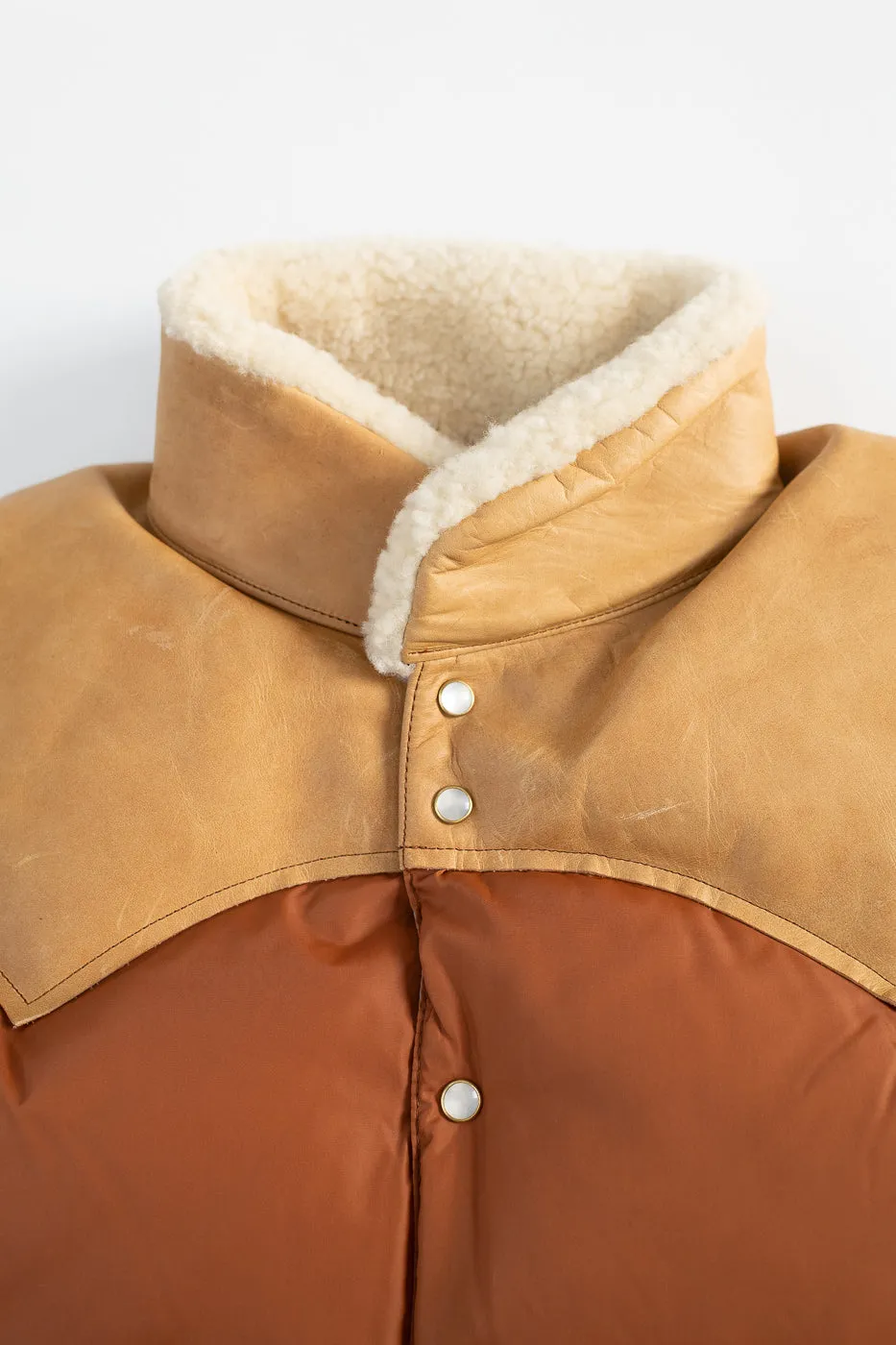 Lot 2222 - Rocky Mountain x Warehouse Nylon Christy Vest - Brown