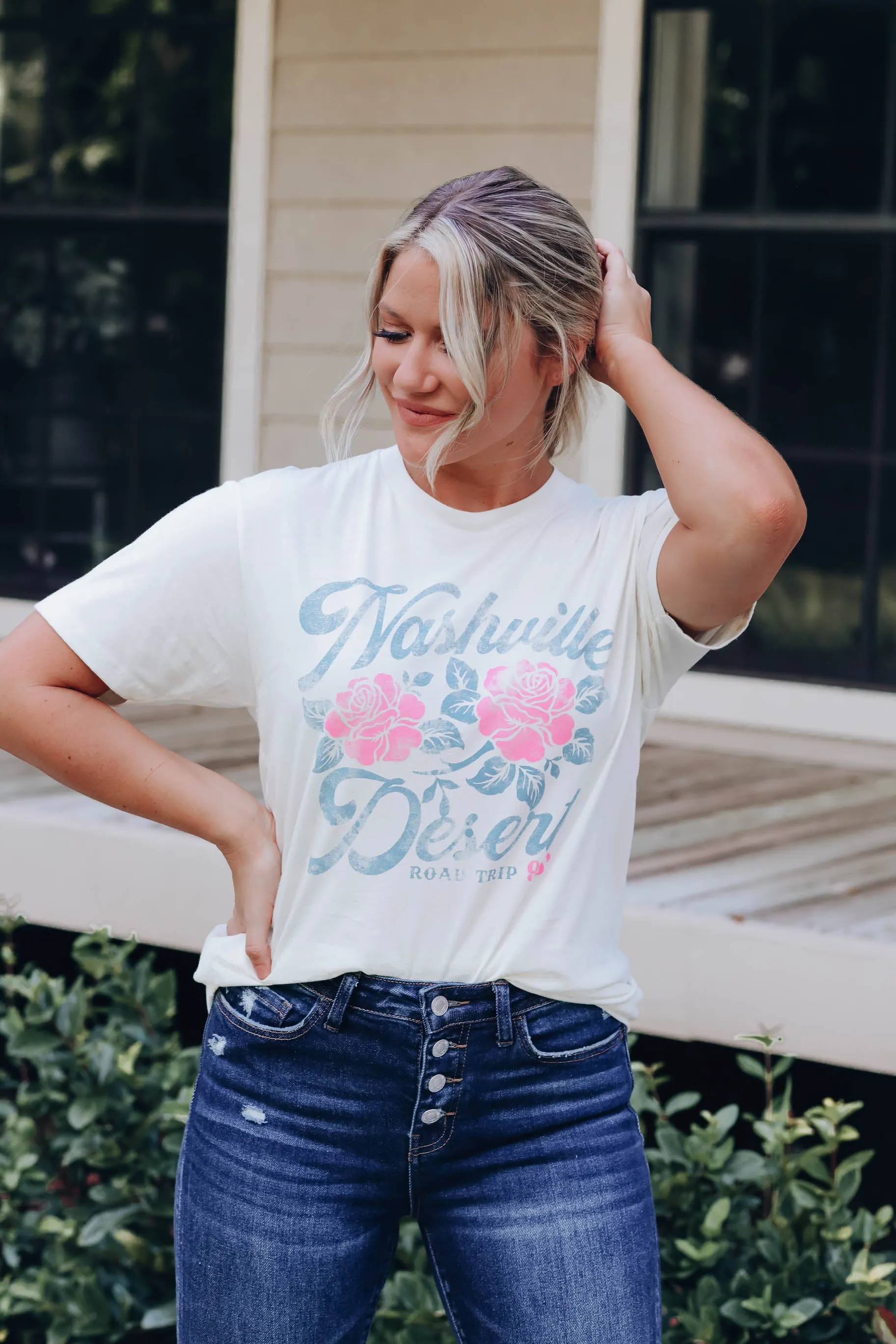 Nashville Desert Road Trip Graphic Tee - Ivory