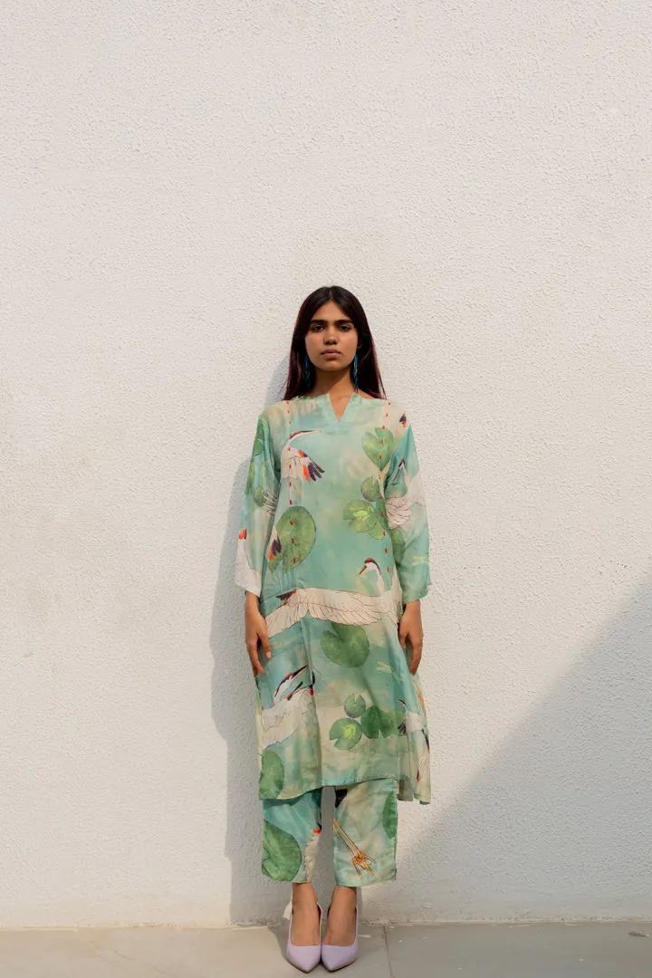 Oriental Cranes and Frogs Kurta Set