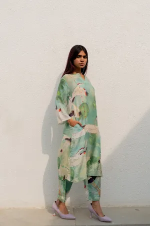 Oriental Cranes and Frogs Kurta Set
