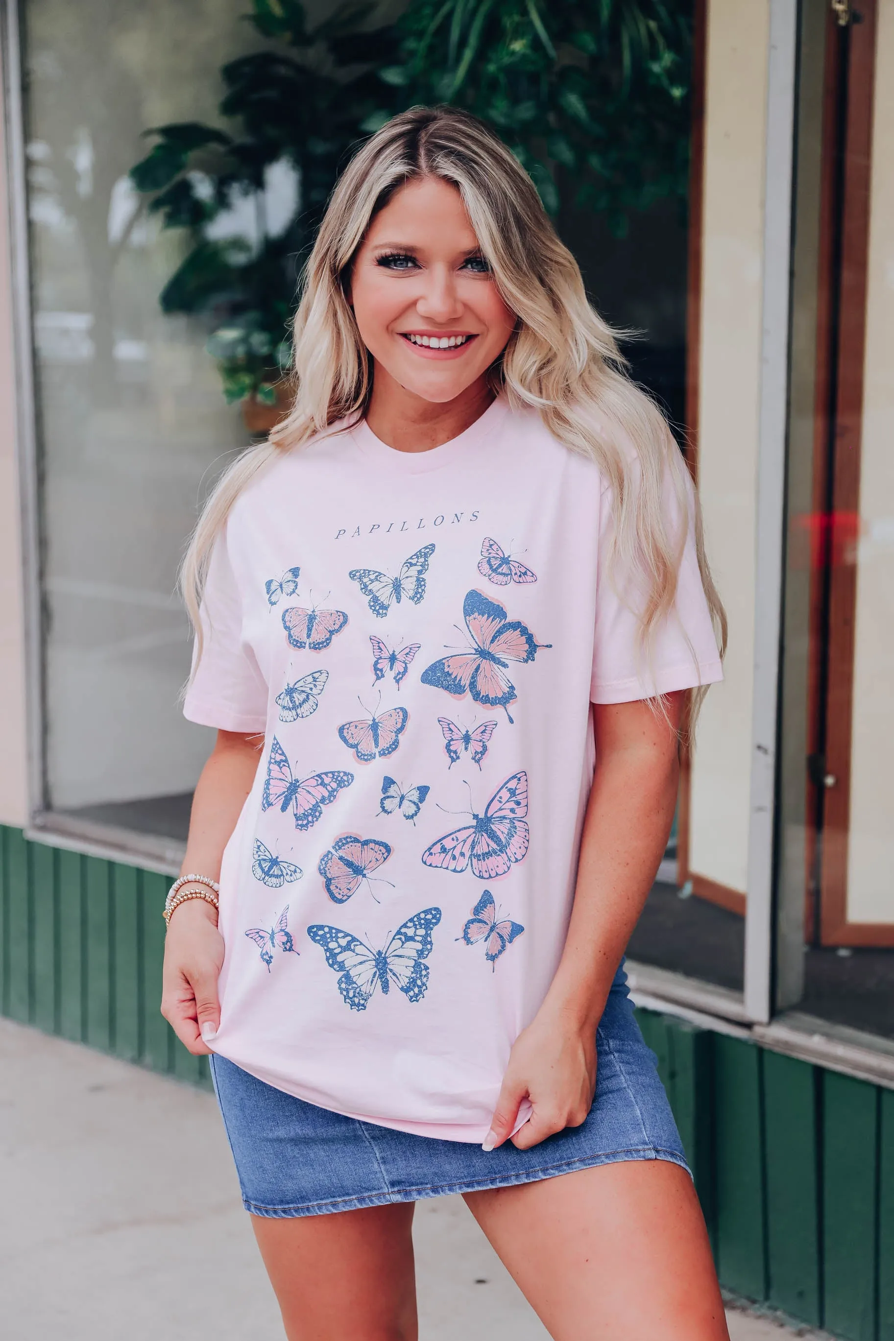 Papillon Butterfly Graphic Tee - Pink