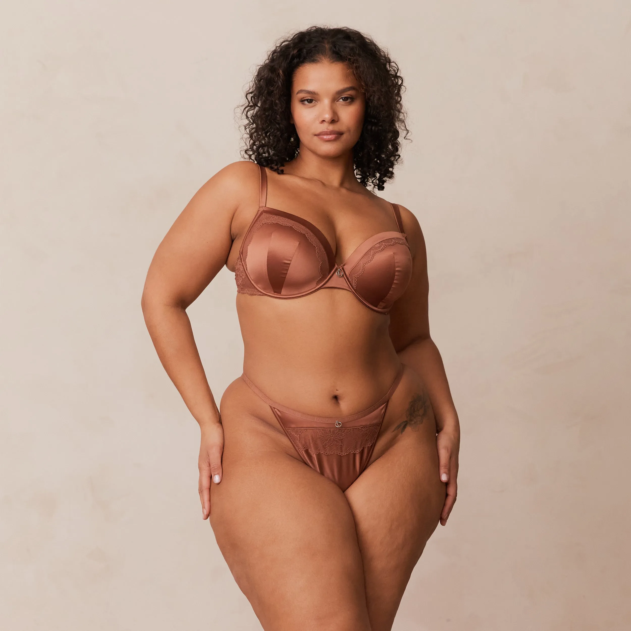 Soft Satin T-shirt Soutien-Gorge - Moka