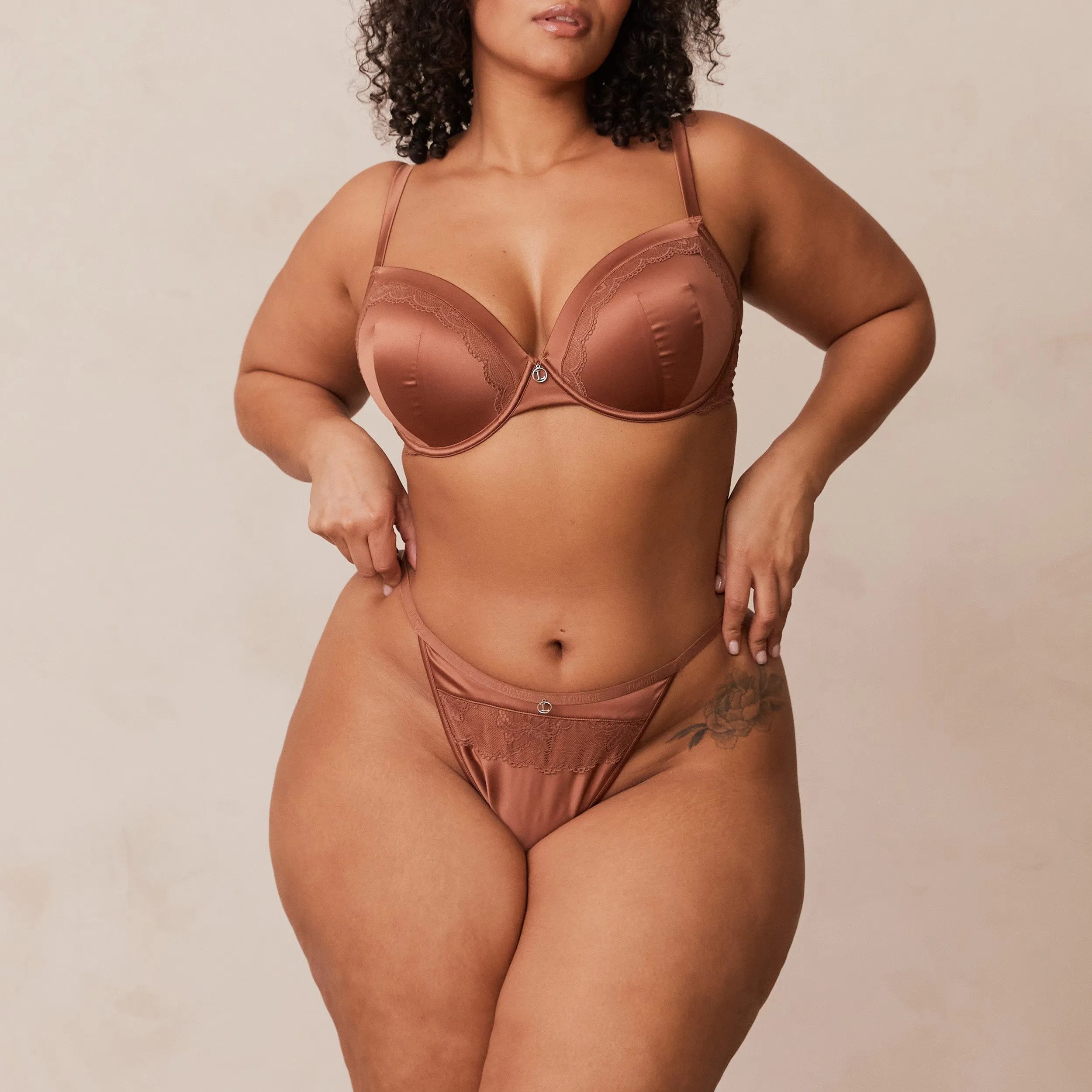 Soft Satin T-shirt Soutien-Gorge - Moka