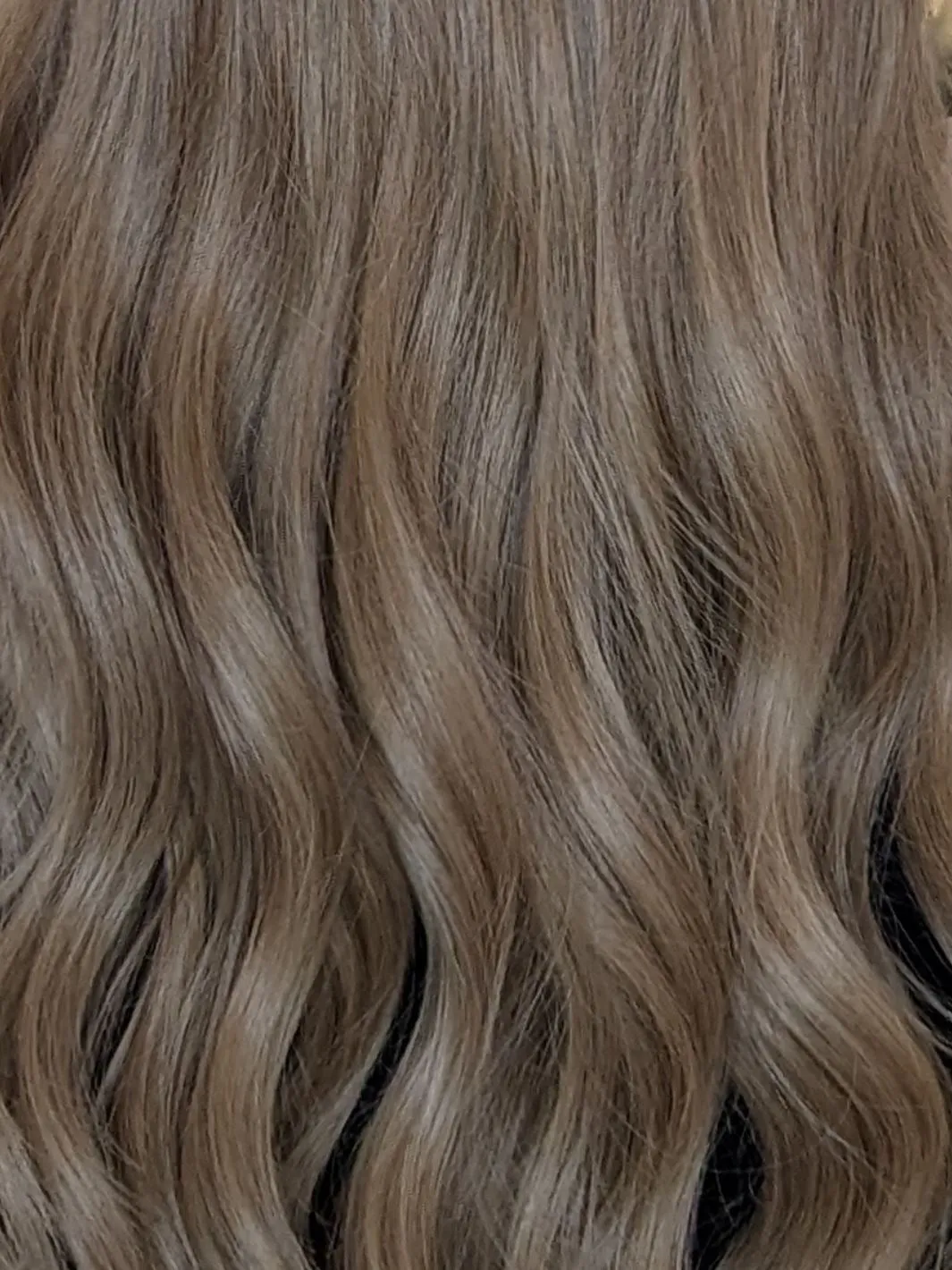 Synthetic Headband Wig | Natural Blonde | Hand-Tied
