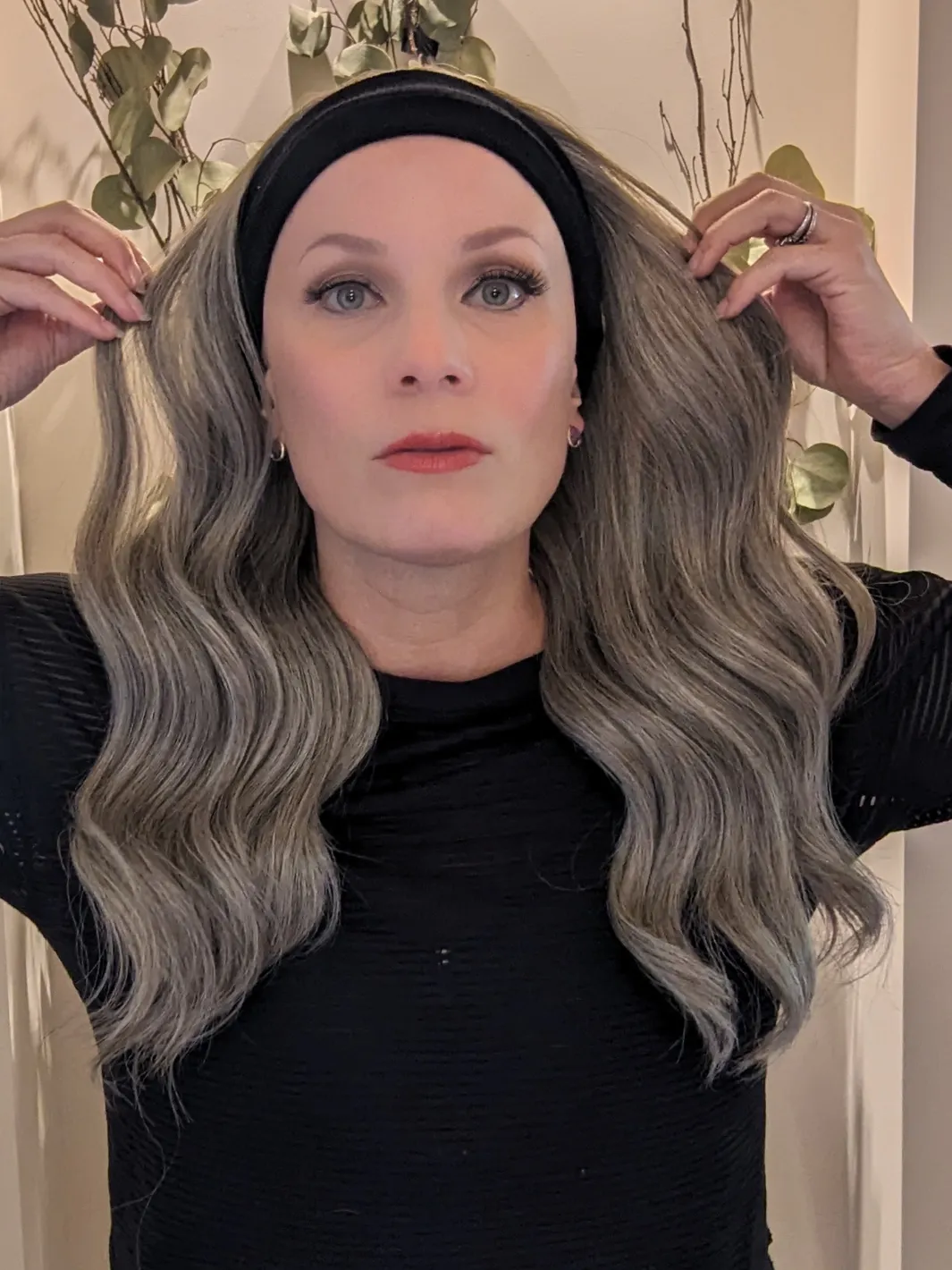 Synthetic Workout Wig | Light Grey | Hand-Tied