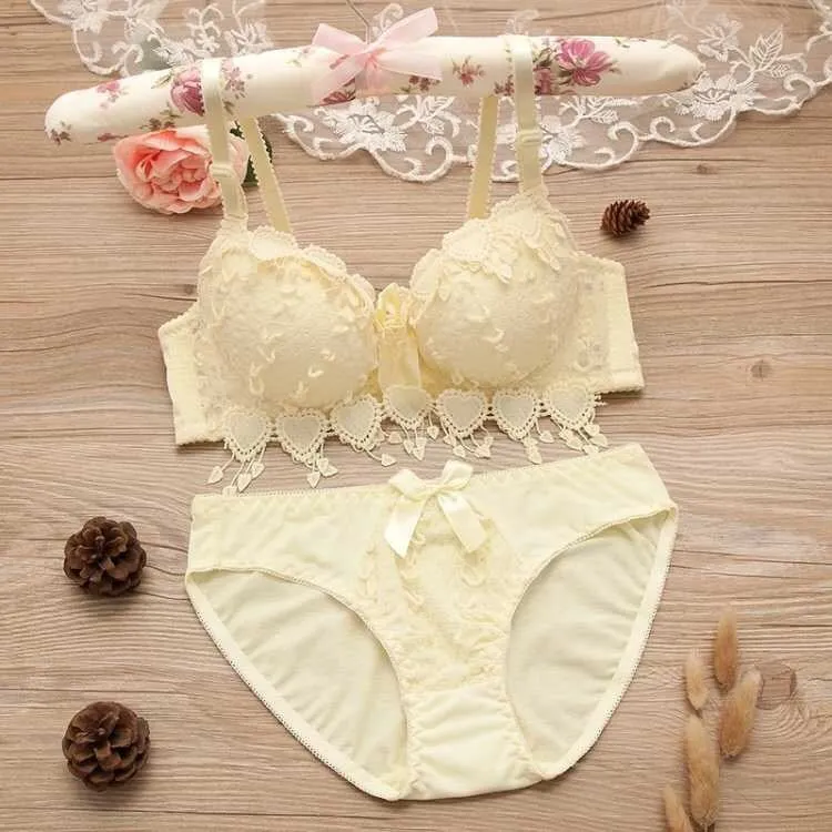 Thin Lace Push Up Adjustable Bra Set
