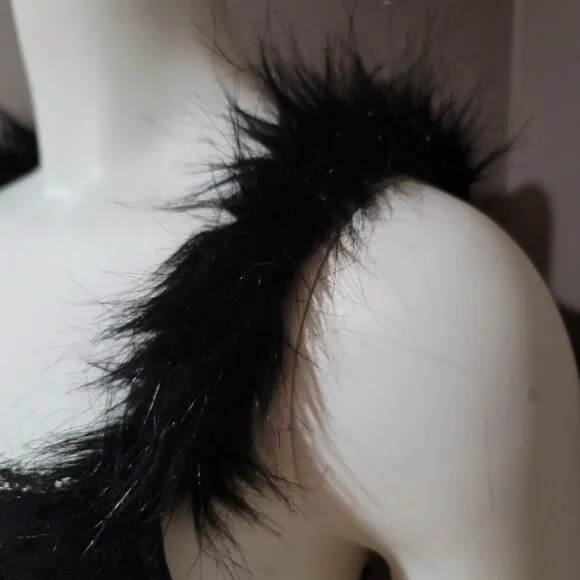 Victoria’s Secret Dream Angels Faux Fur Lined Demi Bra 32D