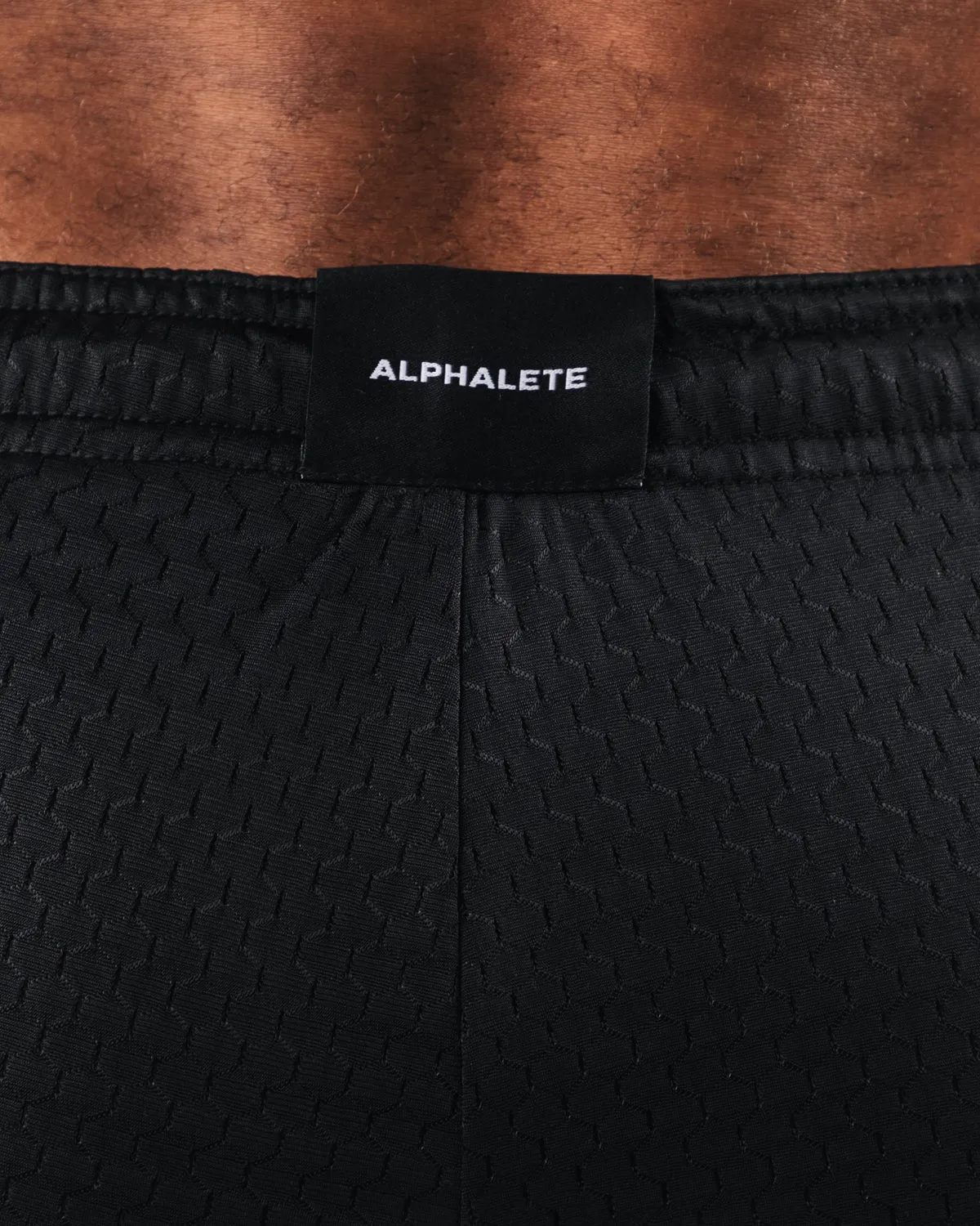 Wolf Head Mesh Short 6" - Black