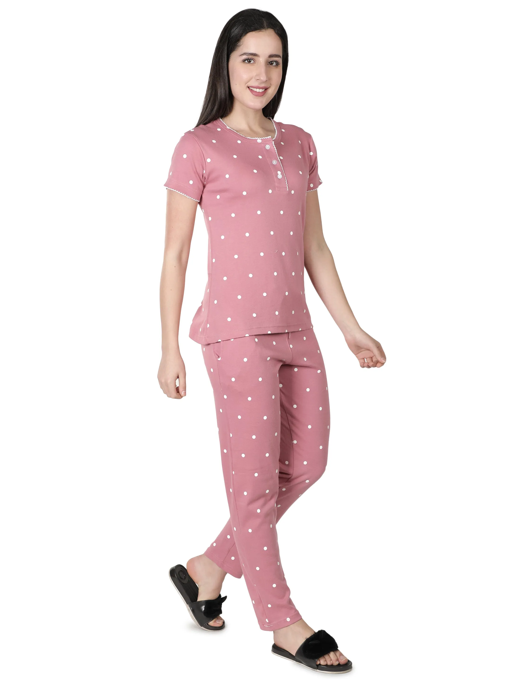 Women's Pink Polka Dot Round Neck Pyjama Set - Playful Comfort in Nightwear