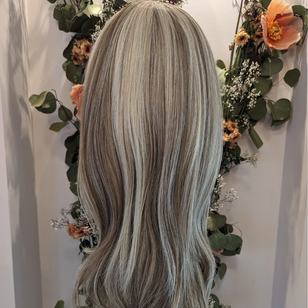 Workout Wig Luxury Synthetic  | Beige Blonde | Hand-Tied